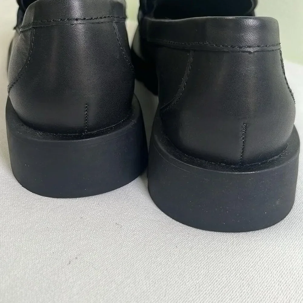 Woman's SZ 10 Chunky‎ Black Loafers by Dolce Vita Academia Witchy Preppy Cosplay